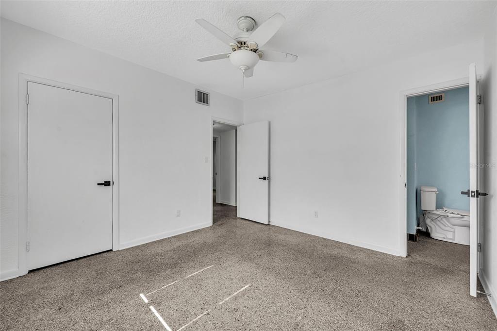 1601 Triangle Avenue Orlando, FL 32806 - Photo 17 of 25