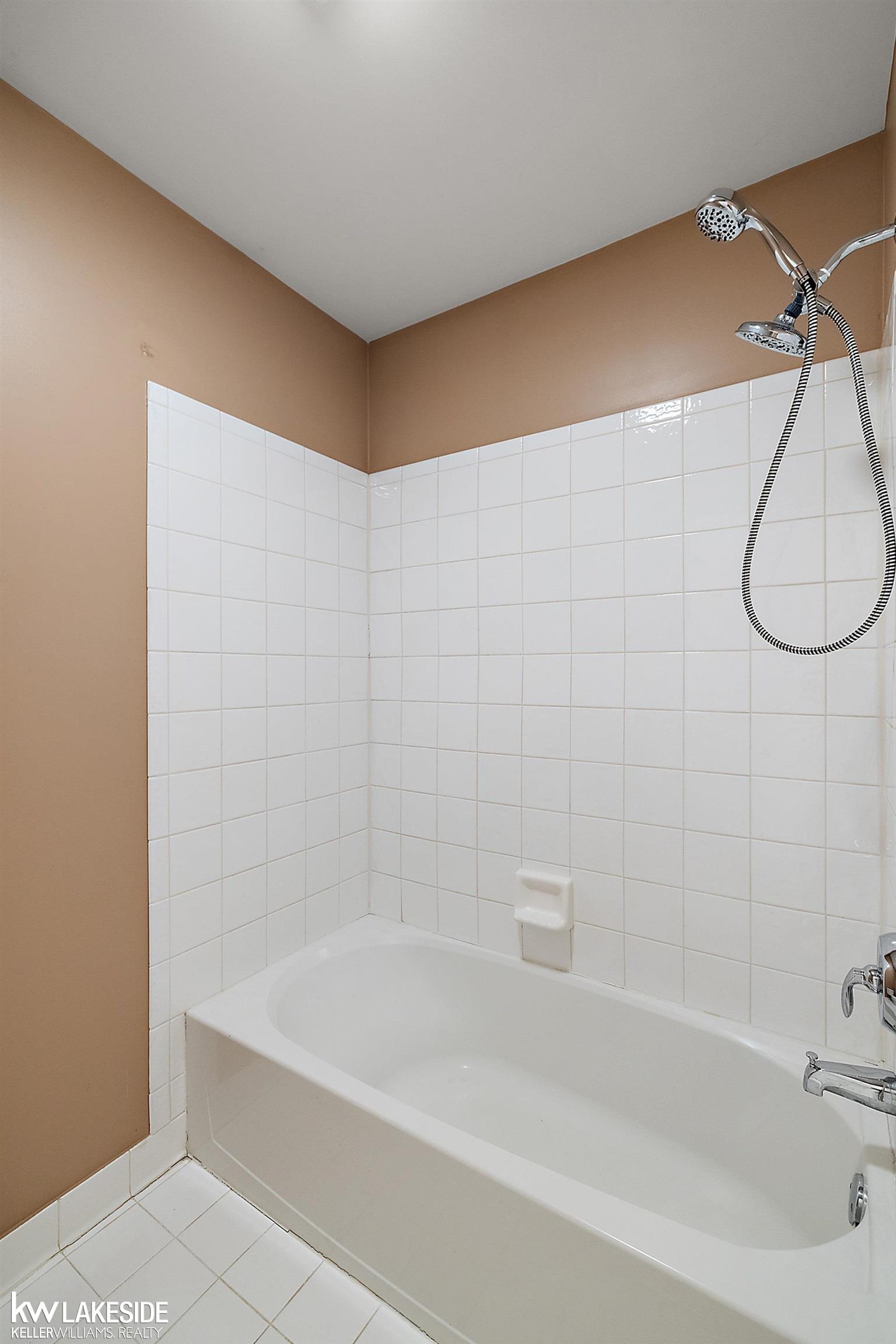 747 East Bluff Court Rochester Hills, MI 48306 - Photo 45 of 79