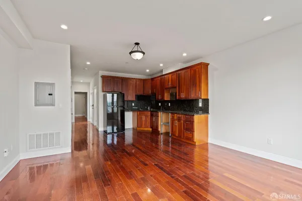 $5,800 | 1280 20th Avenue, San Francisco, CA 94122