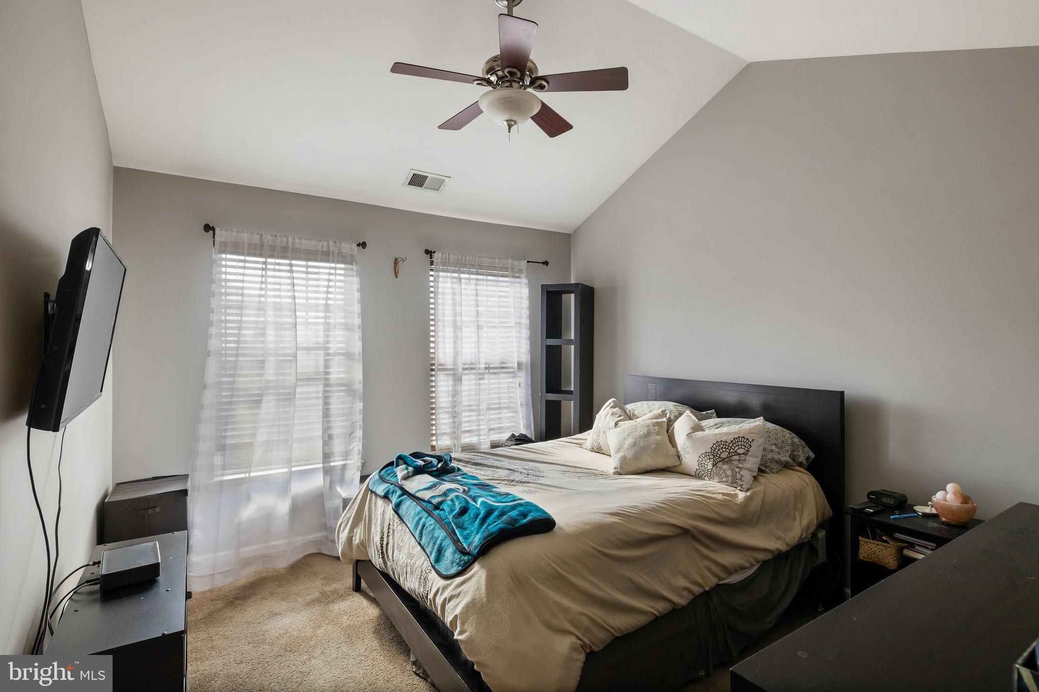 343 Harbour Boulevard Cinnaminson, NJ 08077 - Photo 7 of 20 Primary Bedroom