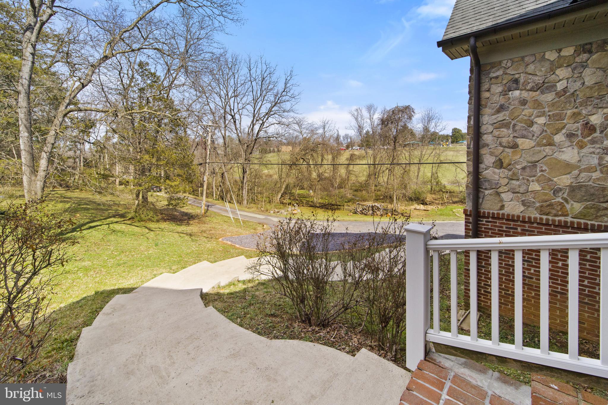 457 Madison Road Culpeper, VA 22701 - Photo 4 of 95 Gallery Image 4