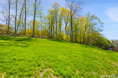 $499,000 | 120 Braeside Drive, Hamden, CT 06514