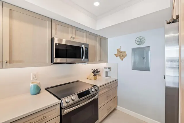 $698,000 | 627 Alhambra Road, Unit 604, Venice, FL 34285