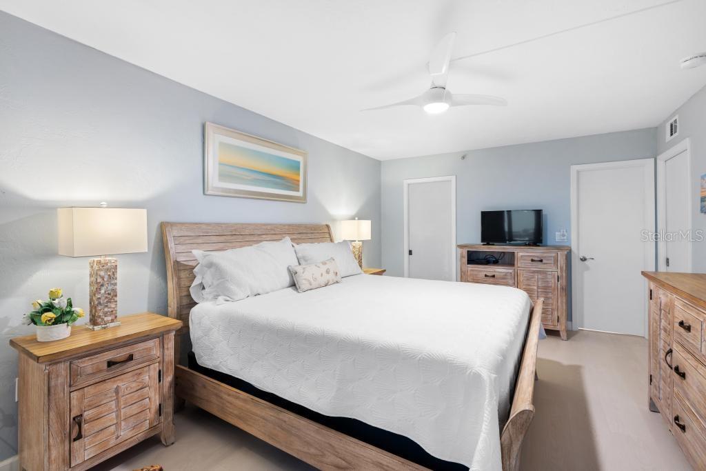 627 Alhambra Road, Unit 604 Venice, FL 34285 - Photo 30 of 77