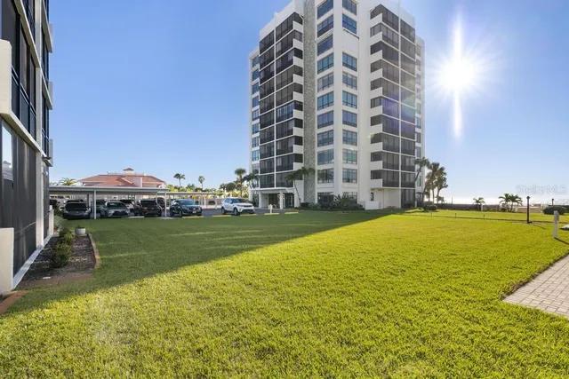 $698,000 | 627 Alhambra Road, Unit 604, Venice, FL 34285