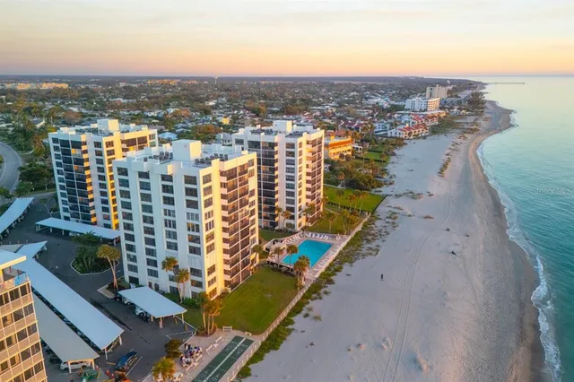 $698,000 | 627 Alhambra Road, Unit 604, Venice, FL 34285