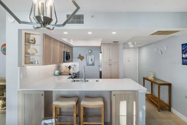 $698,000 | 627 Alhambra Road, Unit 604, Venice, FL 34285