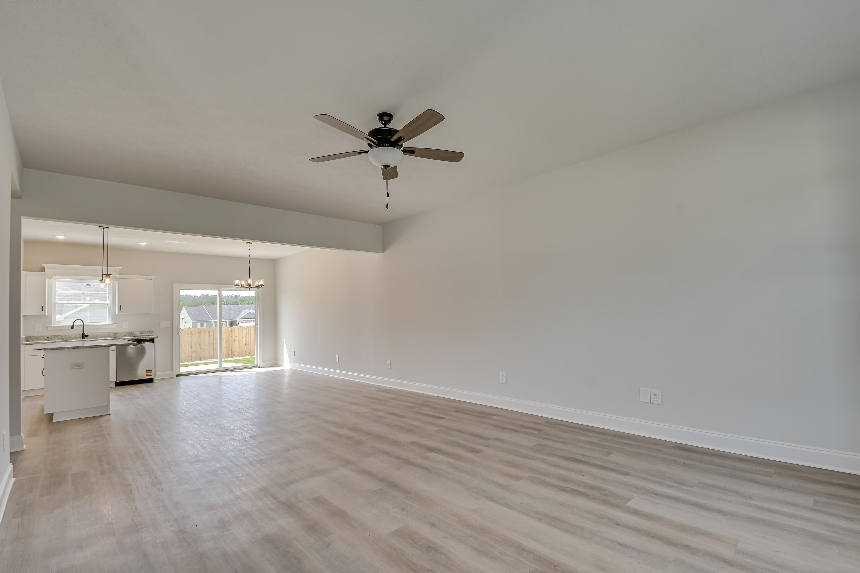 1663 Pine Ridge Drive North Hephzibah, GA 30815 - Photo 6 of 34 Stock Photo