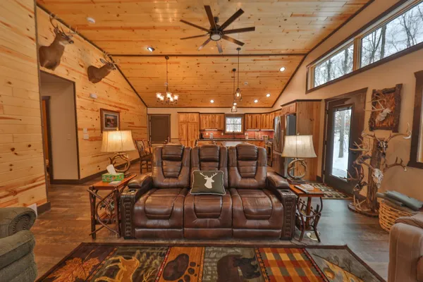 $769,900 | W9110 Wildwood Road, Willard, WI 54493