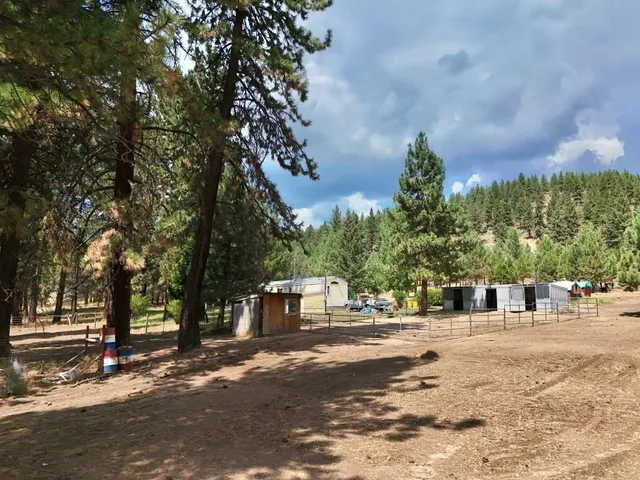 a view of city street