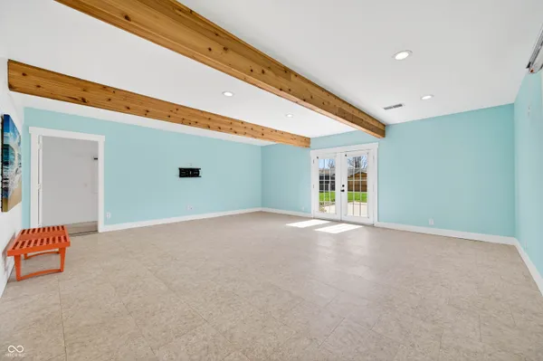$290,000 | 5483 East Karlsway Drive, Columbus, IN 47201