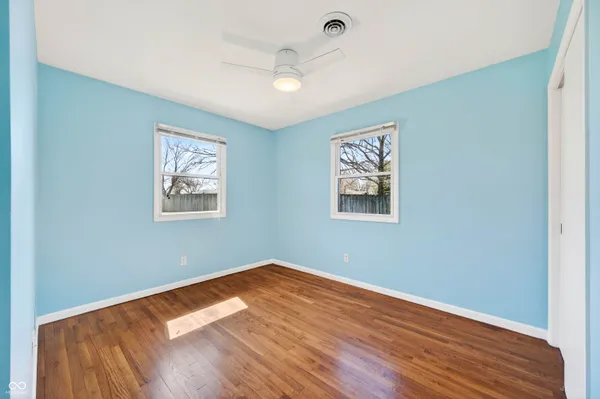 $290,000 | 5483 East Karlsway Drive, Columbus, IN 47201