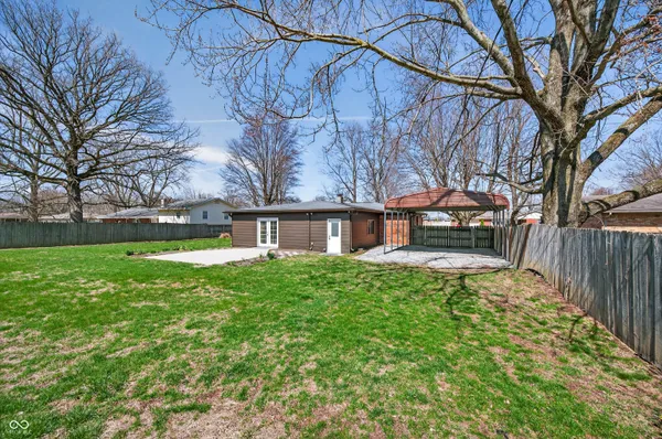 $290,000 | 5483 East Karlsway Drive, Columbus, IN 47201
