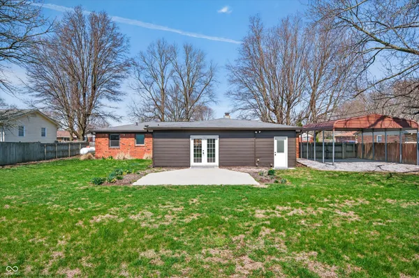 $290,000 | 5483 East Karlsway Drive, Columbus, IN 47201