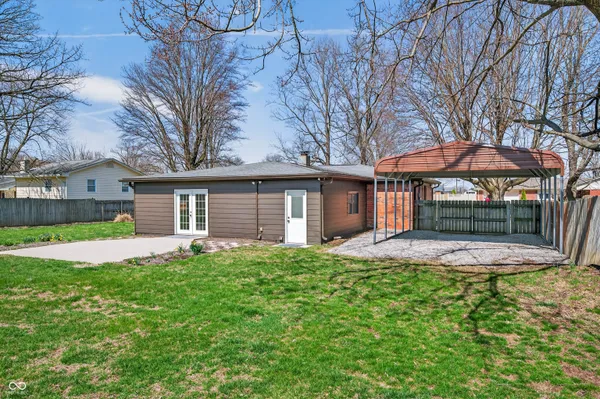 $290,000 | 5483 East Karlsway Drive, Columbus, IN 47201