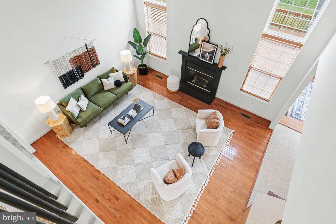 35 Vista Loop Hanover, PA 17331 - Photo 6 of 37 a living room with furniture and a rug