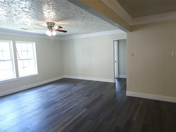 $175,000 | 1003 West Hart Avenue, Pasadena, TX 77506