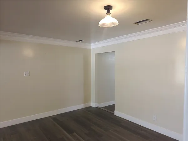 $175,000 | 1003 West Hart Avenue, Pasadena, TX 77506