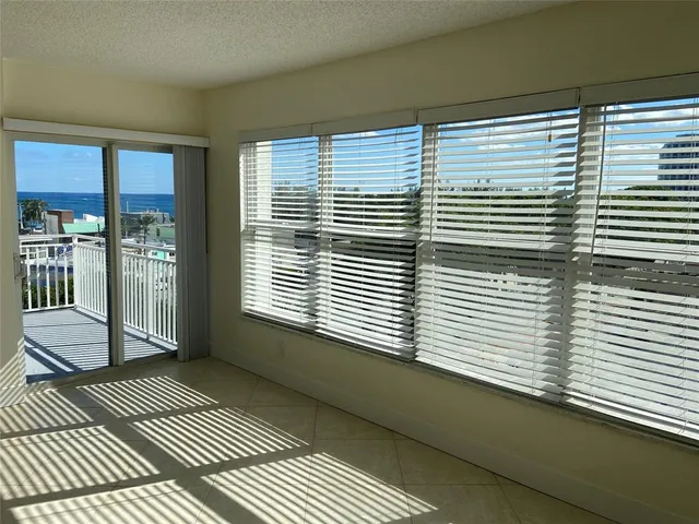 $2,100 | 3000 East Sunrise Boulevard, Unit 6D, Fort Lauderdale, FL 33304