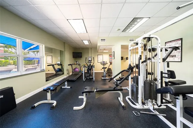 $2,100 | 3000 East Sunrise Boulevard, Unit 6D, Fort Lauderdale, FL 33304