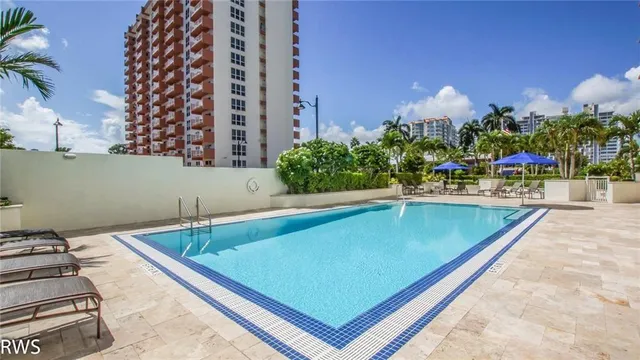 $2,100 | 3000 East Sunrise Boulevard, Unit 6D, Fort Lauderdale, FL 33304