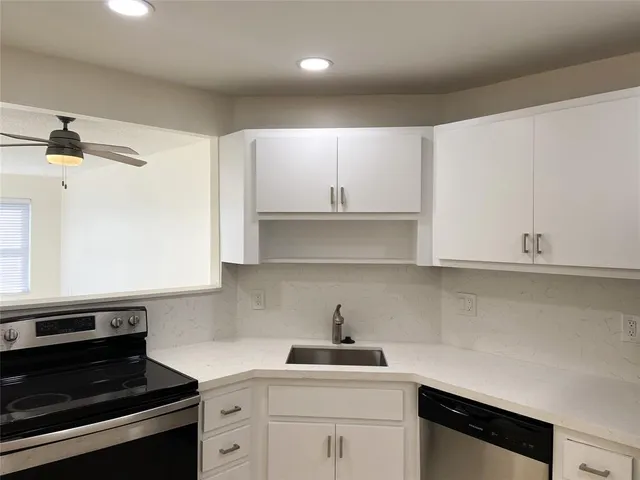 $2,100 | 3000 East Sunrise Boulevard, Unit 6D, Fort Lauderdale, FL 33304