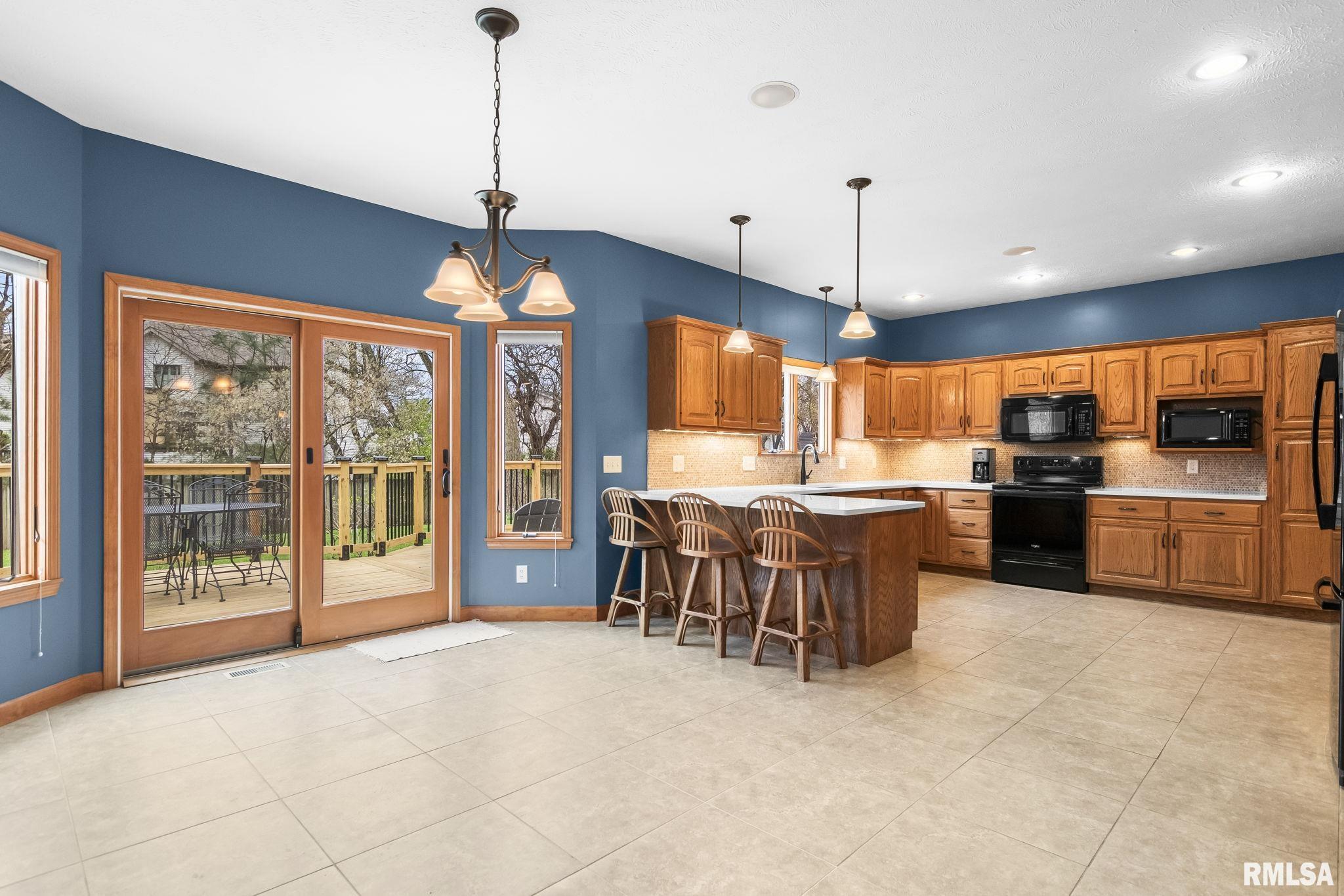 3924 Surry Pl Lane Springfield, IL 62711 - Photo 13 of 53