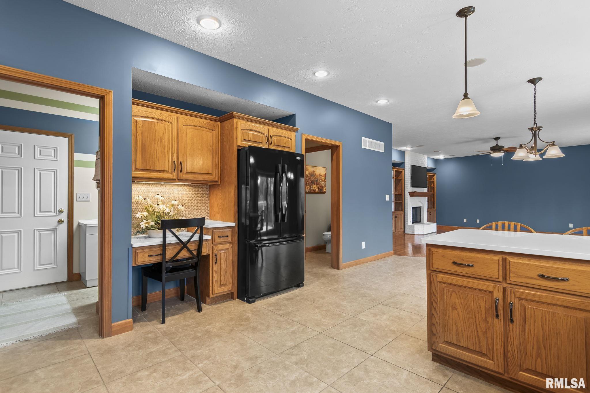 3924 Surry Pl Lane Springfield, IL 62711 - Photo 15 of 53