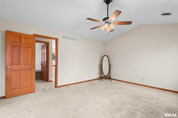 $489,900 | 3924 Surry Pl Lane, Springfield, IL 62711