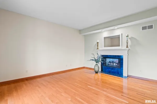 $489,900 | 3924 Surry Pl Lane, Springfield, IL 62711
