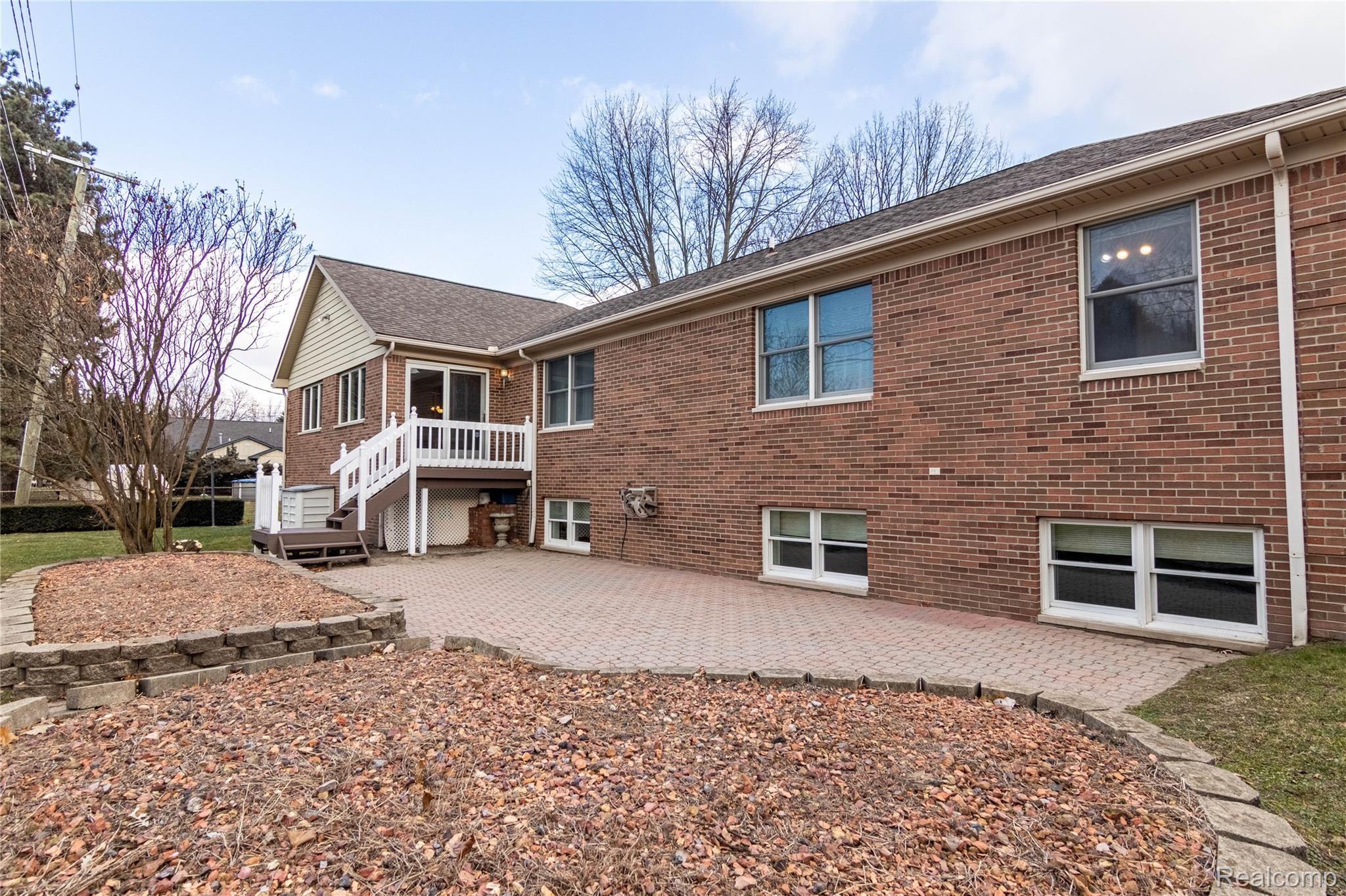 6379 Old Haggerty Road Canton, MI 48187 - Photo 45 of 71 8.Back