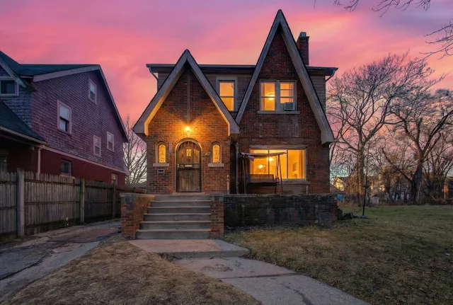 $70,000 | 14161 Sussex Street, Detroit, MI 48227