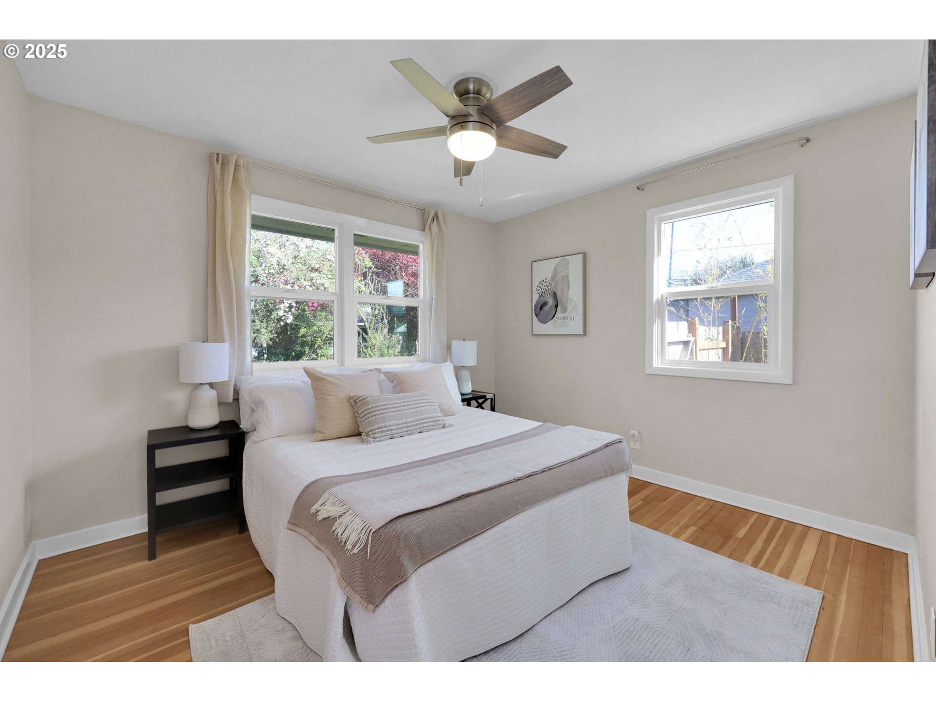 830 Jerry Street Eugene, OR 97402 - Photo 13 of 22 a bedroom with a bed and window