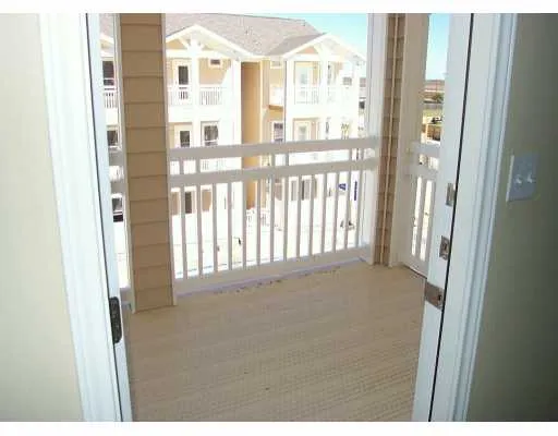 $244,900 | 14202 Encantada Avenue, Unit 204 204, Corpus Christi, TX 78418