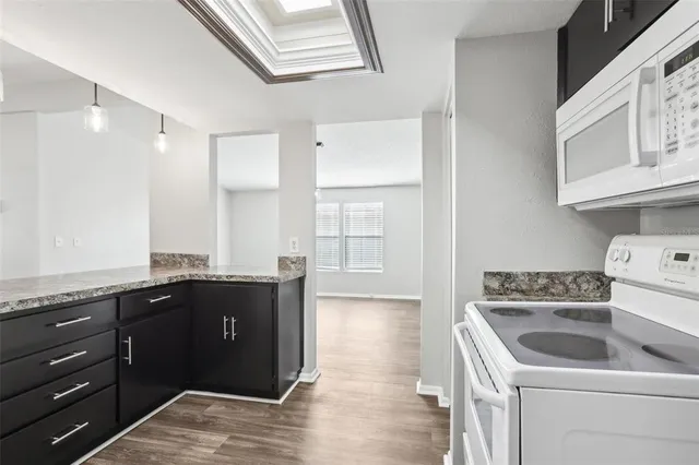 $1,495 | 3121 Briar Street, Wesley Chapel, FL 33543