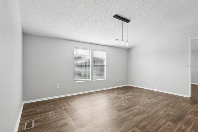 $1,495 | 3121 Briar Street, Wesley Chapel, FL 33543