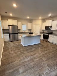 1020 Fairfield Drive Seneca, SC 29678 - Photo 4 of 16