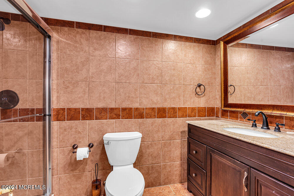 8 North Street Rumson, NJ 07760 - Photo 21 of 31 Basement Bath