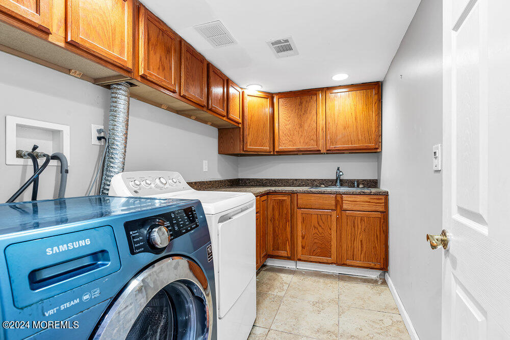 8 North Street Rumson, NJ 07760 - Photo 25 of 31 Laundry in Basement