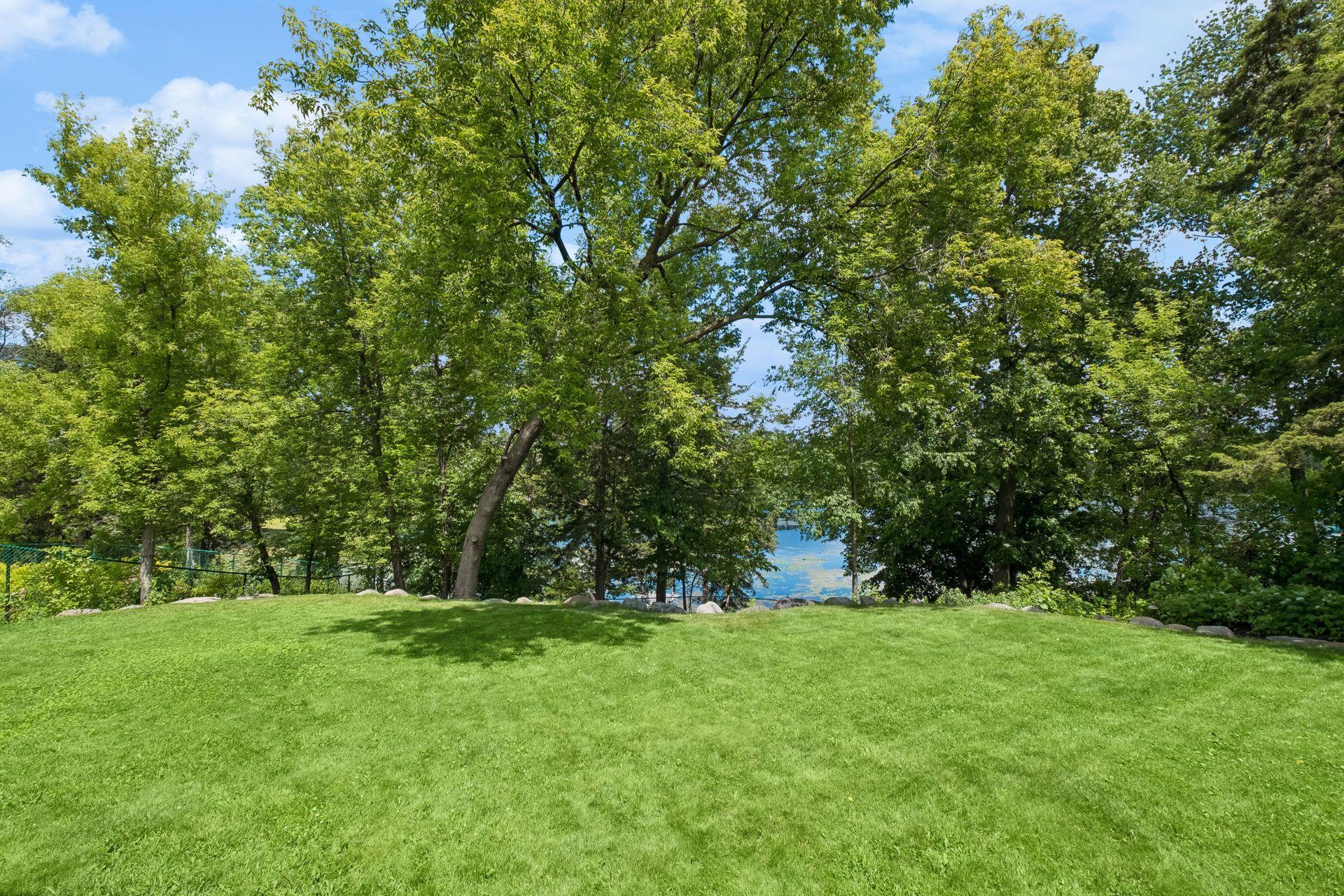 7966 Island Road Eden Prairie, MN 55347 - Photo 8 of 18