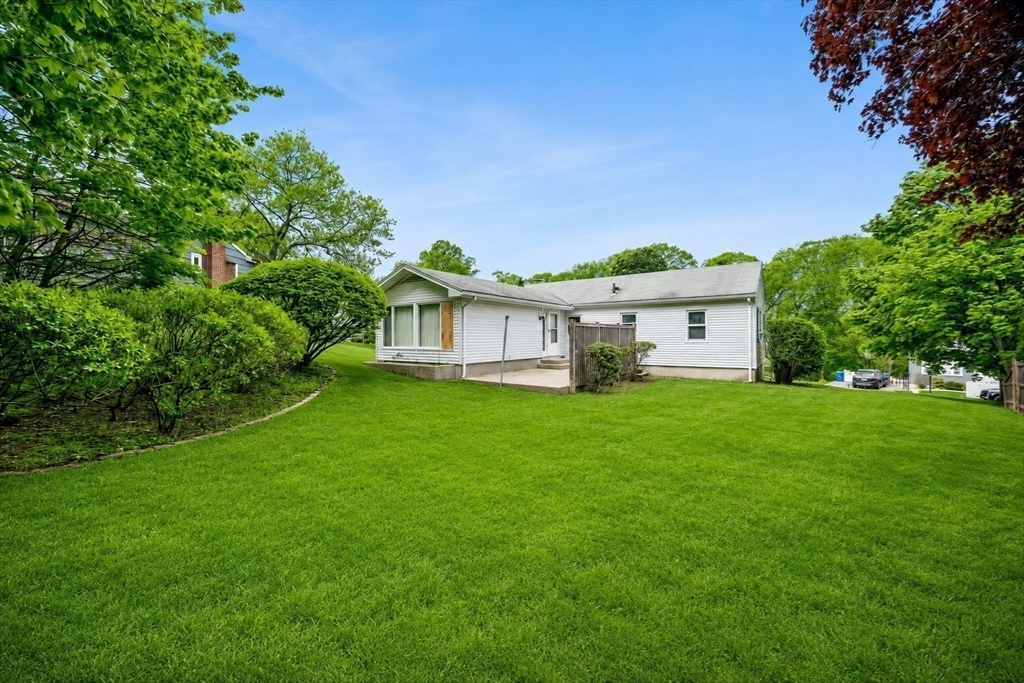 12 Roberts Road Canton, MA 02021 - Photo 3 of 26