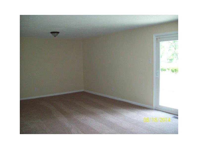 7307 Harcourt Road Indianapolis, IN 46260 - Photo 5 of 9 Gallery Image 5