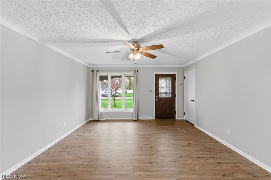 121 Beck Road Avon Lake, OH 44012 - Photo 6 of 34 Gallery Image 6