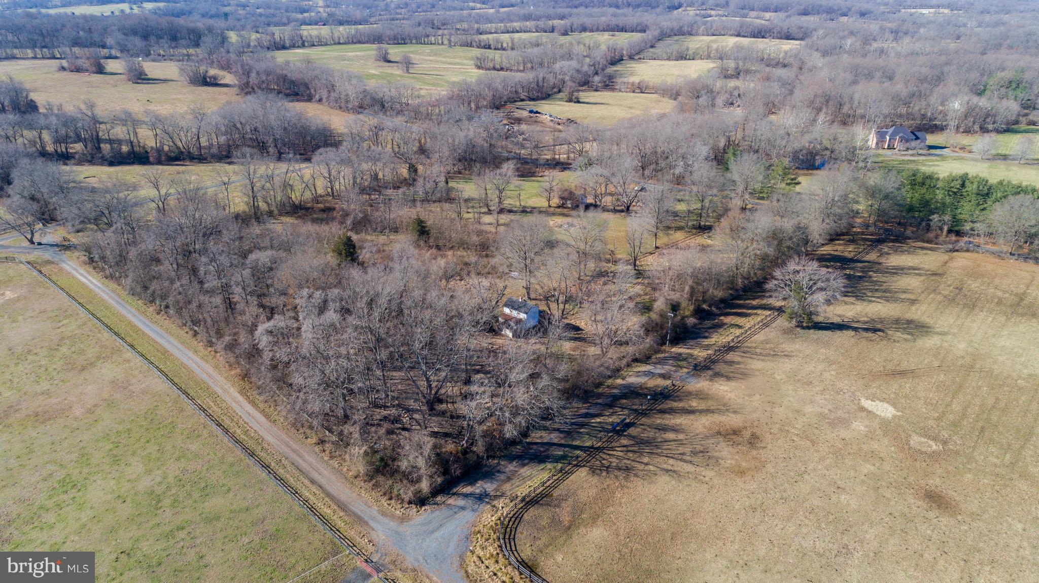 22552 Sam Fred Road Middleburg, VA 20117 - Photo 8 of 13 Back Overview