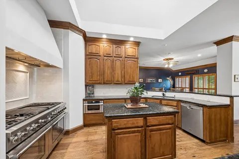 $1,500,000 | 6211 South Woods Lane, Katy, TX 77494