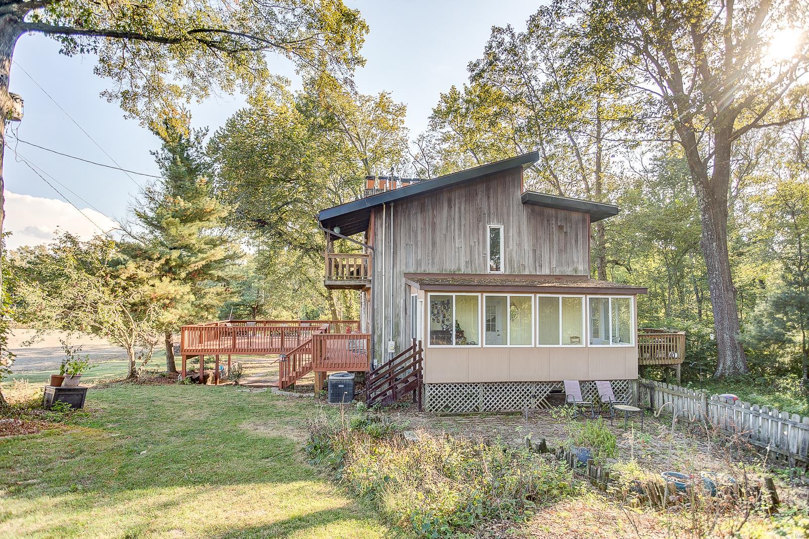 8929 Old Lebanon Troy Road Lebanon, IL 62254 - Photo 5 of 40 Gallery Image 5