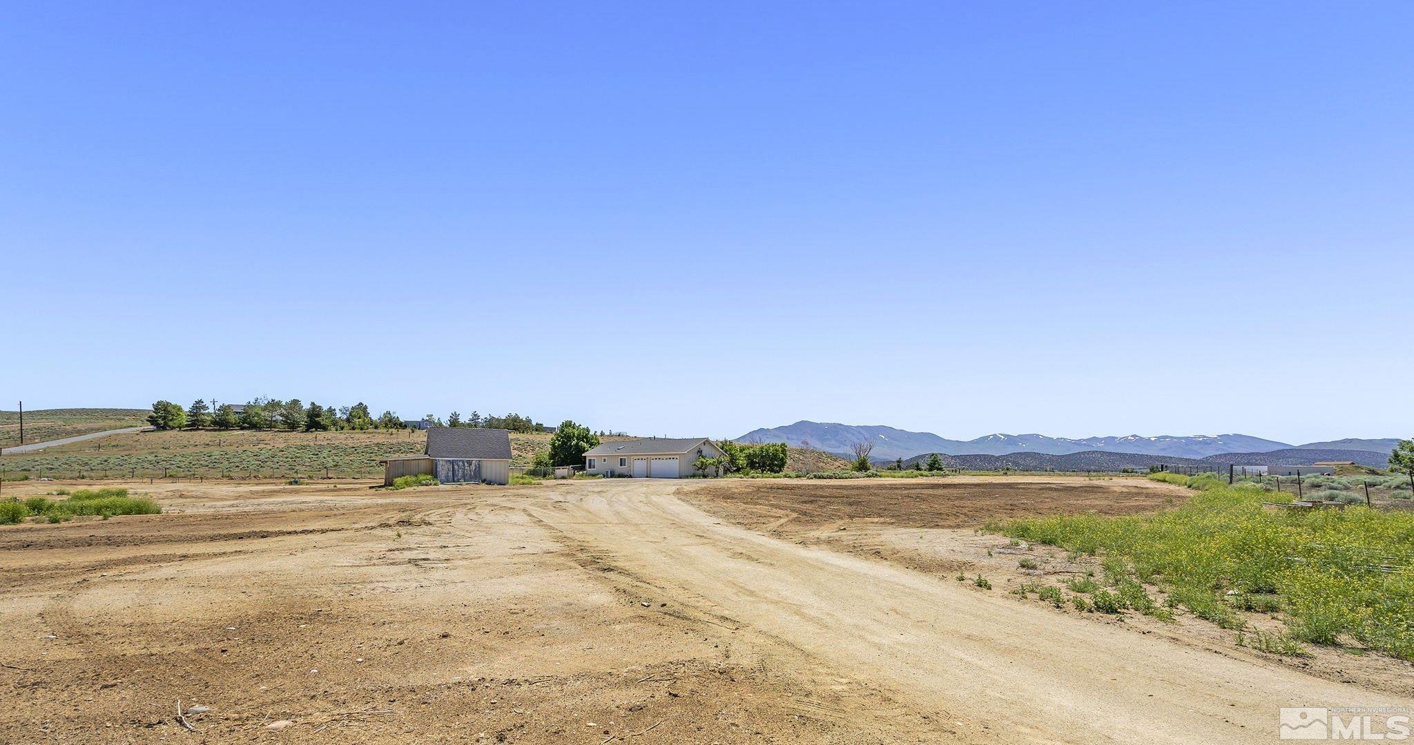 1683 Windmill Road Gardnerville, NV 89410 - Photo 17 of 40 a view of an ocean and city