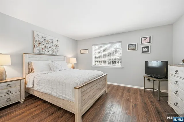 $489,900 | 3811 Melville Court, Mahwah, NJ 07430