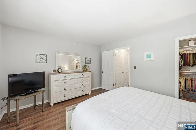 $489,900 | 3811 Melville Court, Mahwah, NJ 07430