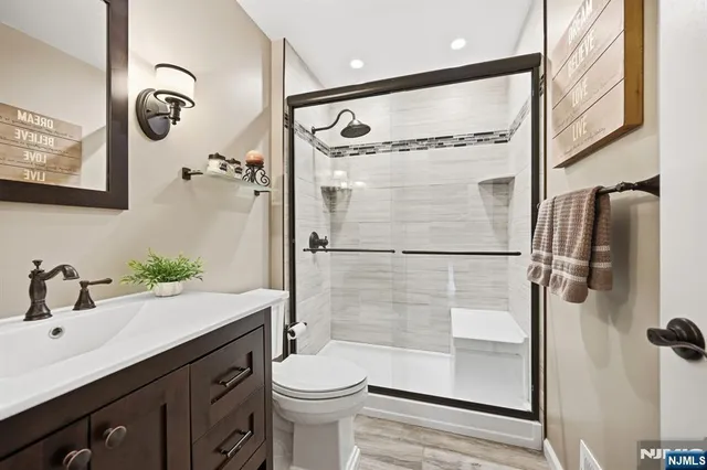 $489,900 | 3811 Melville Court, Mahwah, NJ 07430